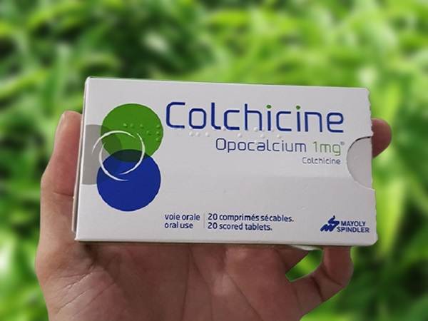 Thuốc uống Colchicine trị nhiệt miệng
